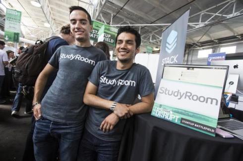 I fondatori di StudyRoom al Tech Crunch Disrupt Hackathon di San Francisco